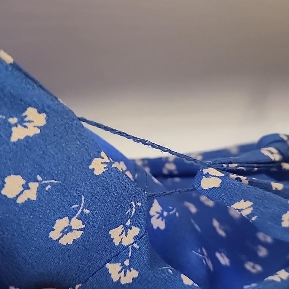 Lulus Maretta Blue and White Floral Print Wrap Midi Dress - Picture 4 of 7